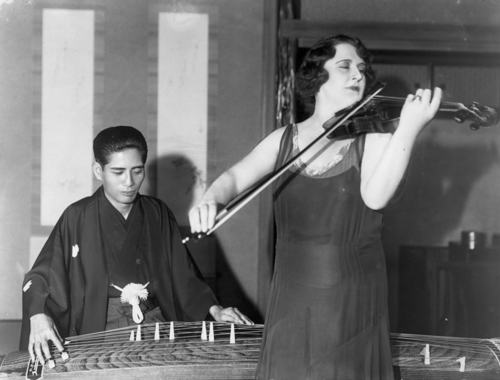 宮城道雄「作曲家として」の時期を写した歴史的写真。