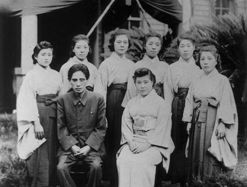 宮城道雄「教育者として」の時期を写した歴史的写真。